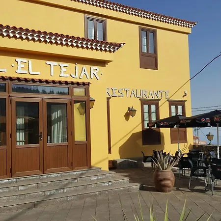 El Tejar Hotel 2*