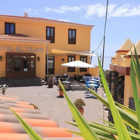El Tejar Hotel 2*
